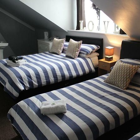 קינגסטון אפון הול The Vale Apart Hotel מראה חיצוני תמונה