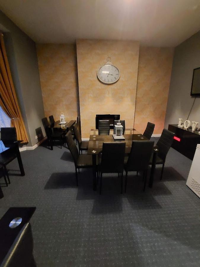 קינגסטון אפון הול The Vale Apart Hotel מראה חיצוני תמונה