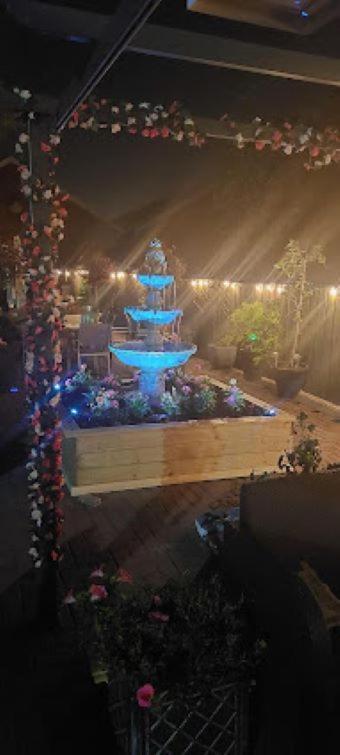 קינגסטון אפון הול The Vale Apart Hotel מראה חיצוני תמונה