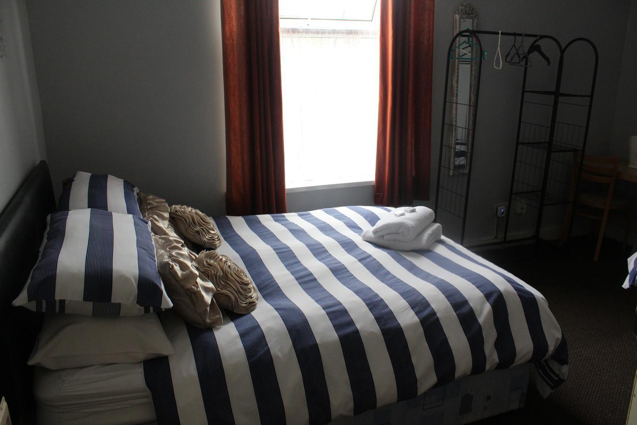 קינגסטון אפון הול The Vale Apart Hotel מראה חיצוני תמונה