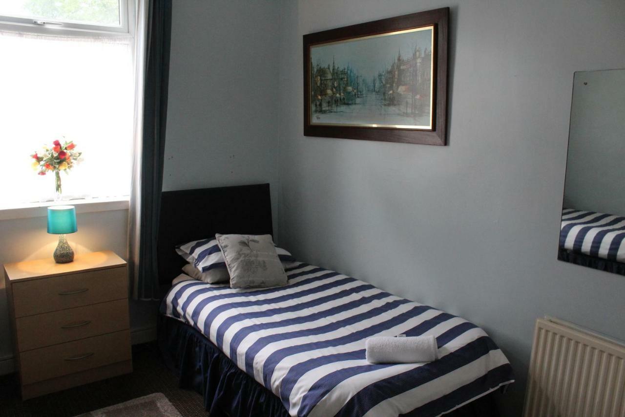 קינגסטון אפון הול The Vale Apart Hotel מראה חיצוני תמונה