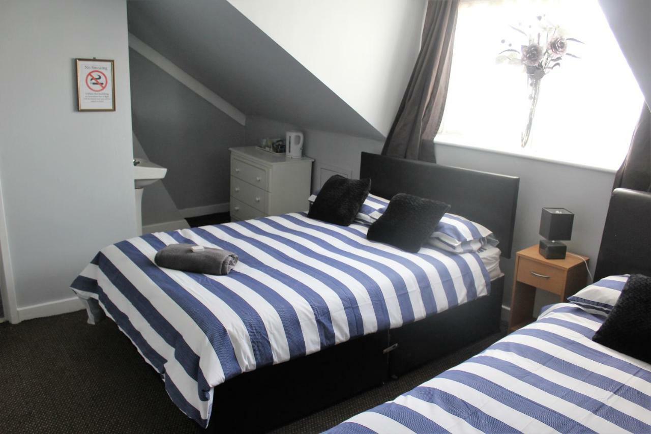 קינגסטון אפון הול The Vale Apart Hotel מראה חיצוני תמונה